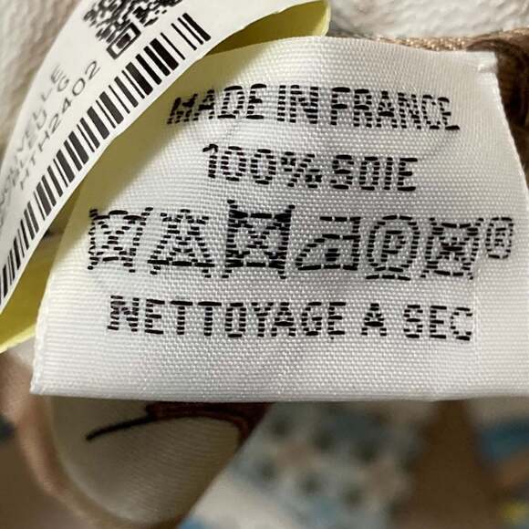 HERMES Authentic Blue Silk Scarf - Picture 7 of 13